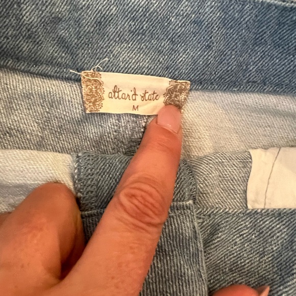 EUC size M Altar’d State jean skirt 
$15 shipped - Picture 3 of 3
